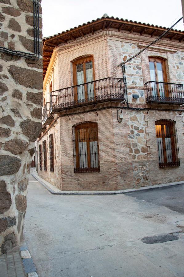 La Casa Del Medico Hosteria Rural Urda Exteriör bild
