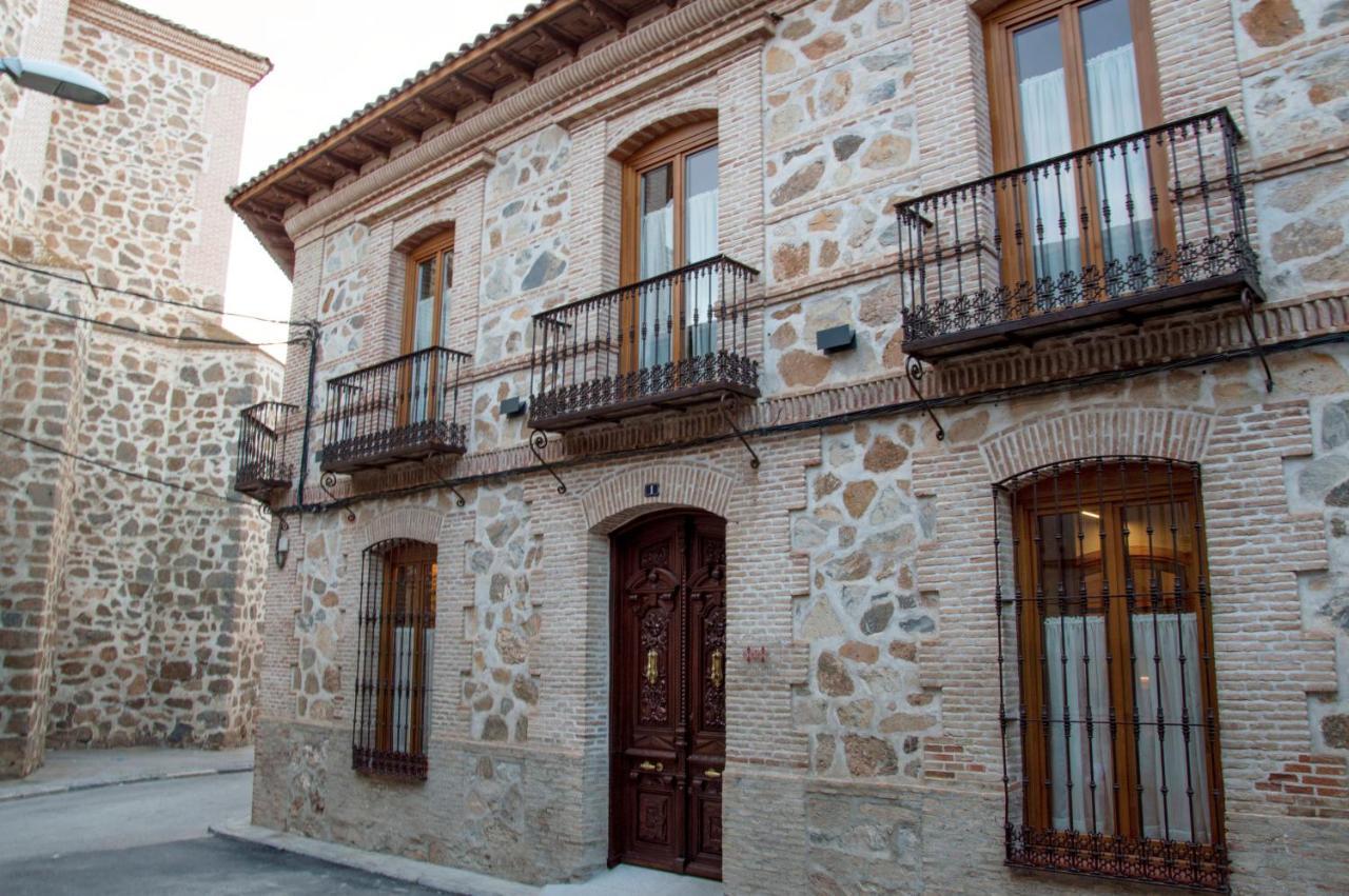 La Casa Del Medico Hosteria Rural Urda Exteriör bild