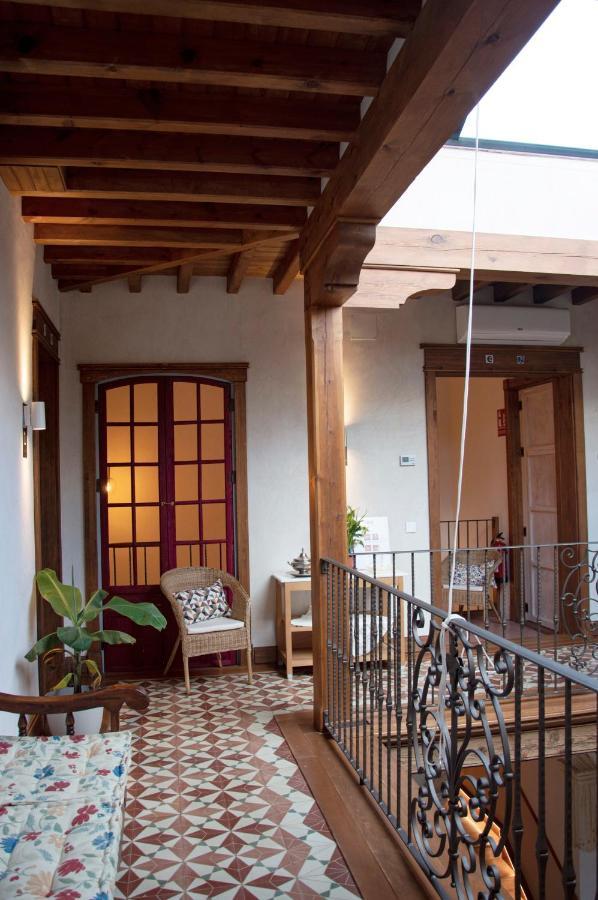 La Casa Del Medico Hosteria Rural Urda Exteriör bild