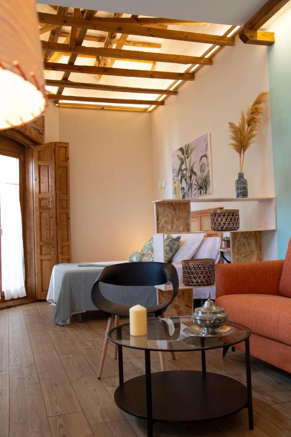 La Casa Del Medico Hosteria Rural Urda Exteriör bild