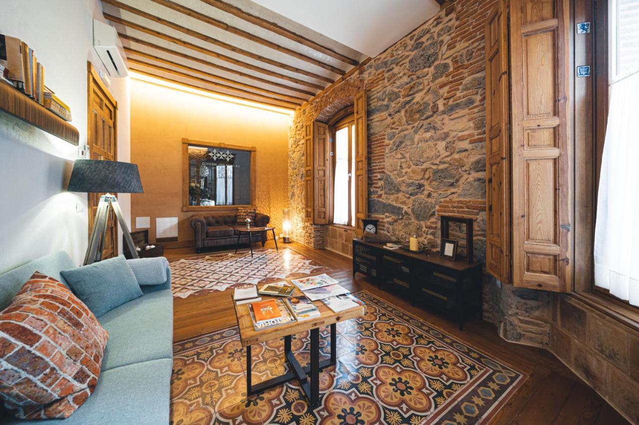 La Casa Del Medico Hosteria Rural Urda Exteriör bild