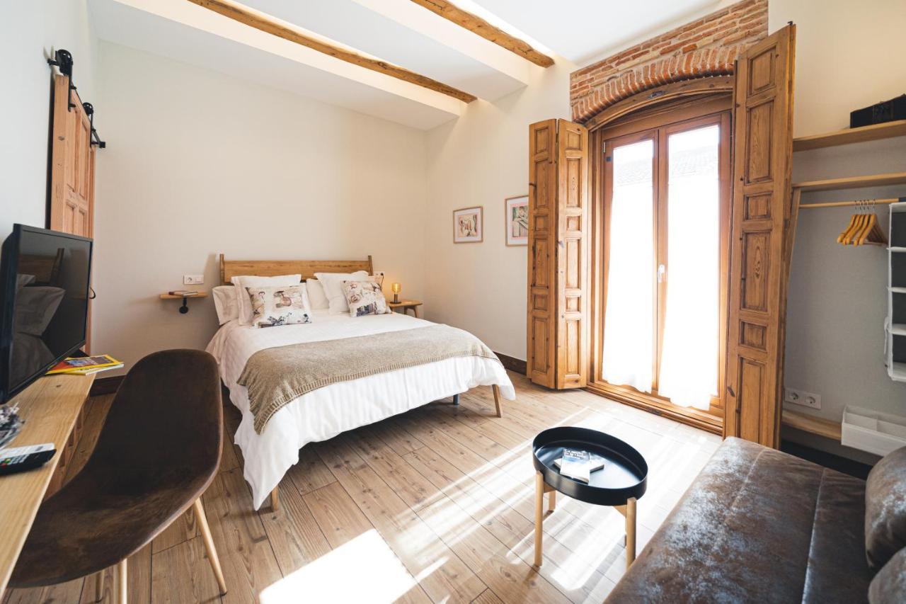 La Casa Del Medico Hosteria Rural Urda Exteriör bild