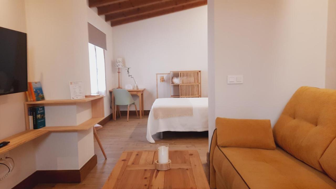 La Casa Del Medico Hosteria Rural Urda Exteriör bild
